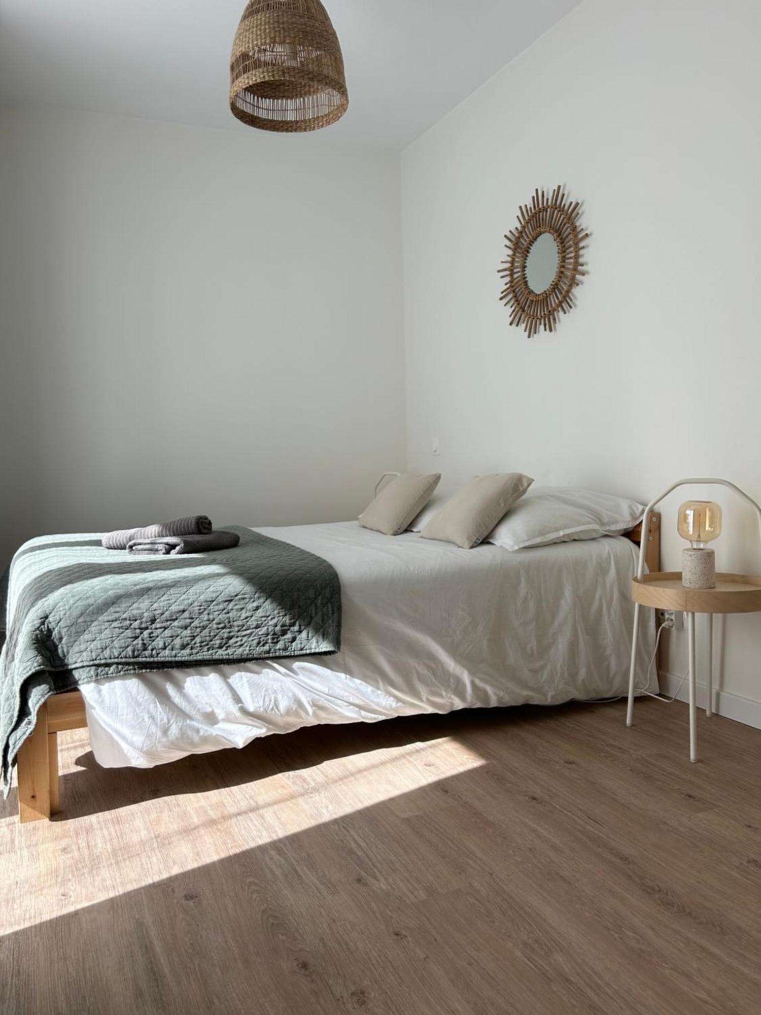Le Patio : Appartement Chic 3 Chambres Au Coeur De Pau Exterior photo